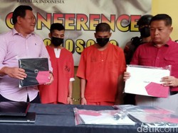 Pura-pura Jadi Tukang Sayur, Kakak-adik Ini Curi Belasan Laptop