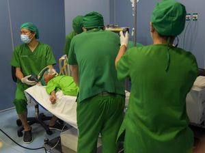 Studi Mahasiswa Unair: UMR Salah Satu Faktor Ketidakmerataan Dokter Spesialis