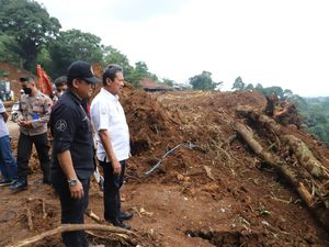 KKP Beri Bantuan Ikan Beku hingga Obat-obatan buat Korban Gempa Cianjur