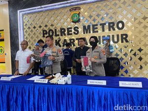 Polisi Ungkap Pria Tusuk Sopir TransJ gegara HP Terlindas! Polisi Ungkap Pria Tusuk Sopir TransJ gegara HP Terlindas!