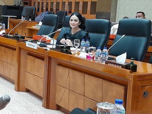 Rapat Perppu Ciptaker Digelar Tertutup, Krisdayanti Jelaskan Alasannya Rapat Perppu Ciptaker Digelar Tertutup, Krisdayanti Jelaskan Alasannya