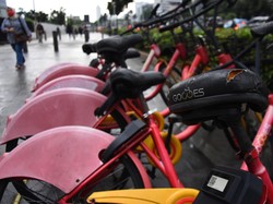 Heru Budi Kaget Banyak Layanan Sewa Sepeda di Trotoar Terbengkalai