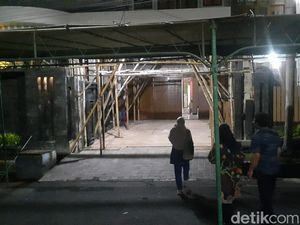 Suasana Rumah Duka Eks Wakil Ketua DPR Taufik Kurniawan di Semarang Suasana Rumah Duka Eks Wakil Ketua DPR Taufik Kurniawan di Semarang