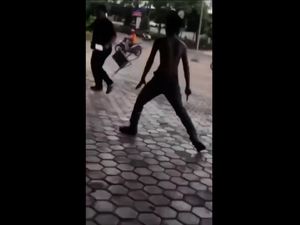 Dua Pria Saling Ribut Pakai Pisau Daging di Tanjungpinang