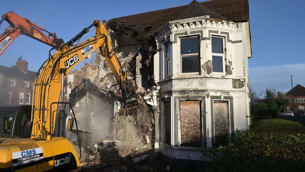 Rumah Bekas Kasus Pelecehan 29 Laki-laki di Irlandia Dibongkar
