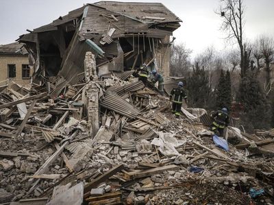 Rumah Sakit di Ukraina Hancur Diroket Rusia