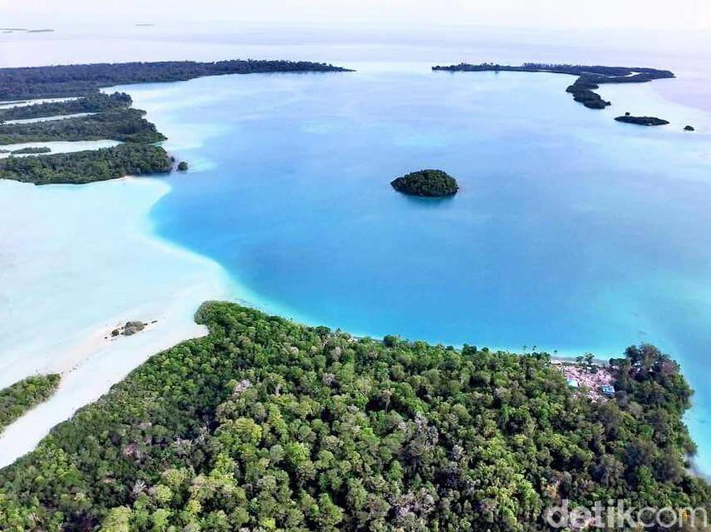 Sandiaga: Kepulauan Widi Tak Dijual, Mau Disulap Jadi Maldives Kedua