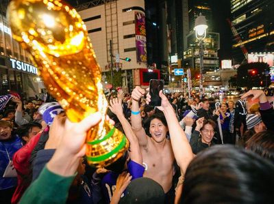 Warga Tokyo Pestapora Usai Timnas Jepang Libas Jerman 2-1
