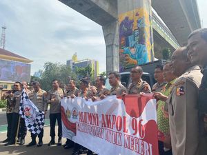 Akpol 96 Kirim 2.000 Kasur Lipat-1.000 Jaket ke Korban Gempa Cianjur Akpol 96 Kirim 2.000 Kasur Lipat-1.000 Jaket ke Korban Gempa Cianjur