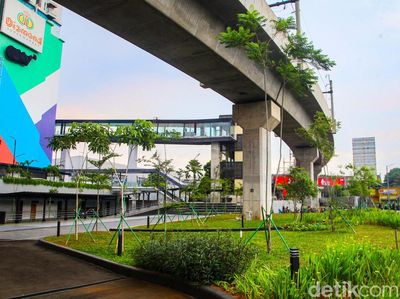 Asyik! Proyek Skywalk Lebak Bulus Sedikit Lagi Rampung