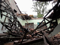 Atap SDN Bantarjati Bogor Ambruk Lagi, Disdik Perbaiki Tahun Depan