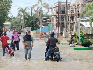 Banjir Terjang 3 Kecamatan 7 Desa di Bojonegoro, Aktivitas Warga Terganggu