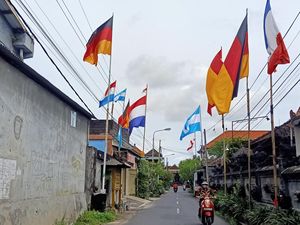 Euforia Piala Dunia 2022, Bendera Berbagai Negara Semarak di Kedonganan Euforia Piala Dunia 2022, Bendera Berbagai Negara Semarak di Kedonganan