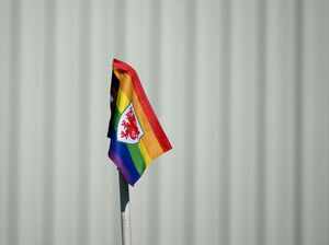 FIFA Sudah Izinkan Bendera LGBT Masuk Stadion Piala Dunia 2022? FIFA Sudah Izinkan Bendera LGBT Masuk Stadion Piala Dunia 2022?