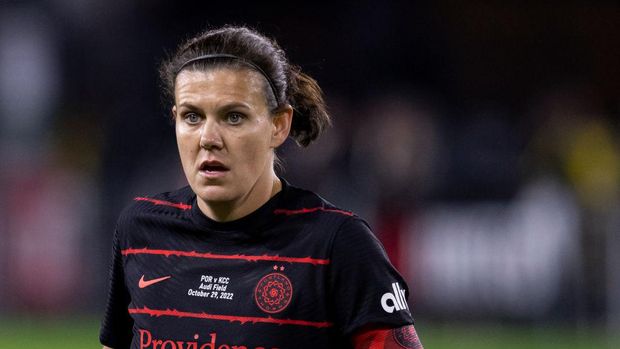 WASHINGTON, DC - OCTOBER 29: Captain Christine Sinclair #12 of Portland Thorns FC in the first half of the 2022 National Womens Soccer League Championship Match against Kansas City Current at Audi Field on October 29, 2022 in Washington, DC. (Photo by Ira L. Black/Getty Images)
