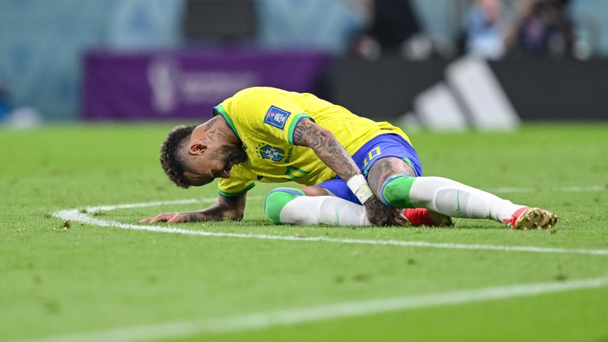 Tite ungkap alasan tak langsung mengganti Neymar usai cedera (Foto: DeFodi Images via Getty Images/DeFodi Images)