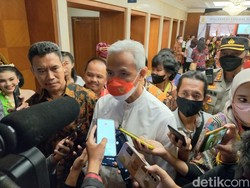 Ganjar Akrab dengan Puan di Solo: Biasa Aja, Nggak Ada Persoalan