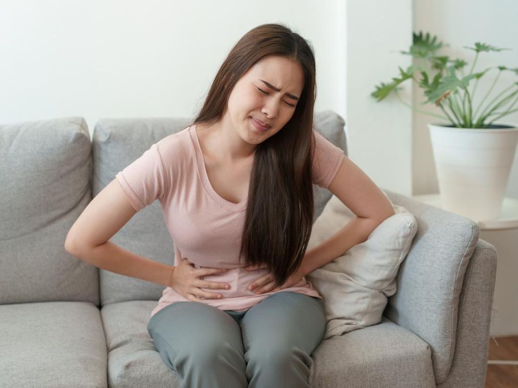 18 Obat Sakit Perut Alami yang Efektif, Mulai dari Jahe hingga Air Kelapa 18 Obat Sakit Perut Alami yang Efektif, Mulai dari Jahe hingga Air Kelapa