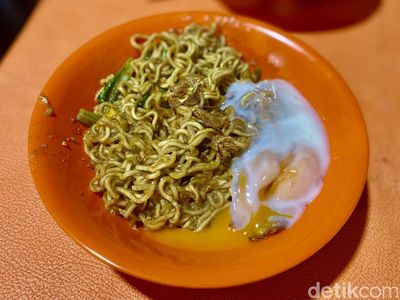 Pedas Berempah! 20 Mie Bangladeh Mulur Lezat Ada di Sini