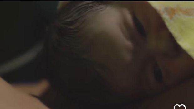 Istri Mayky Wongkar Melahirkan Istri Mayky Wongkar Melahirkan