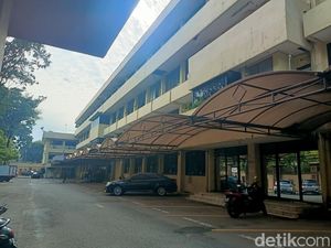 Polri Pastikan Hanya 2 Baterai UPS Alami Korsleting di Ruang Baintelkam Polri Pastikan Hanya 2 Baterai UPS Alami Korsleting di Ruang Baintelkam