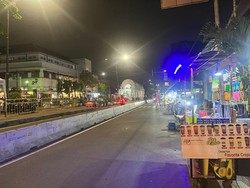 Masih Ada Saja PKL Tak Turuti Larangan Dagang di Jl Kunir Kota Tua Jakarta