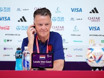 Video: Van Gaal Bantah Jadi Dirtek Timnas Indonesia, Ruud Gullit Lega