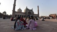 Masjid Jama di India Larang Perempuan Datang Sendirian