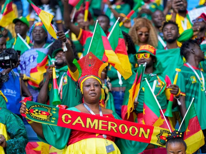 AL WAKRAH, QATAR - NOVEMBER 24:  Supporters of Cameroon prior to the FIFA World Cup Qatar 2022 Group G match between Switzerland and Cameroon at Al Janoub Stadium on November 24, 2022 in Al Wakrah, Qatar. (Photo by Ulrik Pedersen/DeFodi Images via Getty Images)