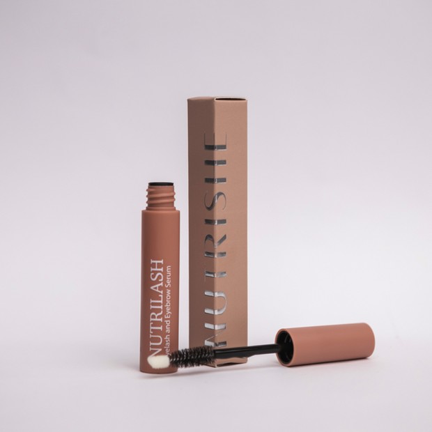 Nutrilash Eyelash and Eyebrow Serum memiliki kandungan bahan alami/shopee.co.id Serum Nutrilash Eyelash and Eyebrow ini merupakan serum bulu mata dan alis dari brand Nutrishe