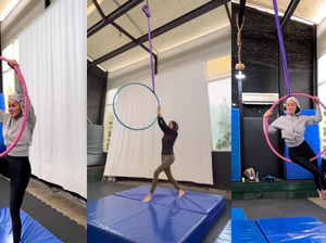Gaya Olla Ramlan Olahraga Pakai Aerial Hoop, Begini Potretnya