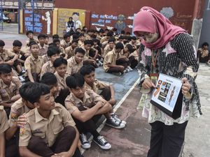 Perilaku Merokok Siswa Masuk Cek Kesehatan Gratis, Dimulai Kelas Berapa?