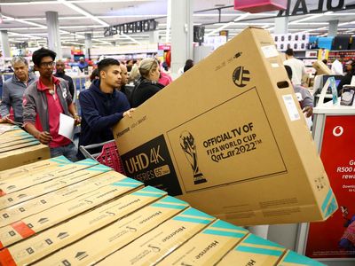 Pesta Belanja Black Friday, Warga Afsel Borong TV Diskon