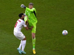Kiper Wales Diganjar Kartu Merah, Iran Unggul Pemain