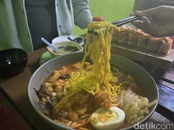 Mantap Kenyang! Ramen Porsi Jumbo di Sukabumi Ini Dijamin Memuaskan