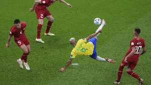 Dahsyat, Richarlison! Golmu Keren Banget