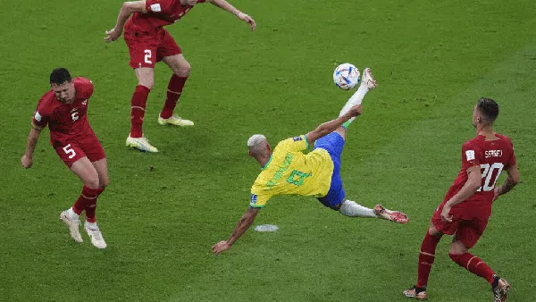 Dahsyat, Richarlison! Golmu Keren Banget