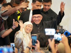 Semringahnya Anwar Ibrahim yang Kini Jadi PM Malaysia