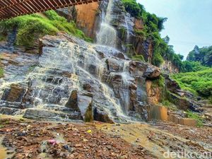 Dulu Jadi Primadona, Curug Batu Templek Bandung Kini Merana