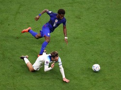 Pada babak kedua, Inggris masih dominan. Meski demikian, Amerika Serikat tampil disiplin.