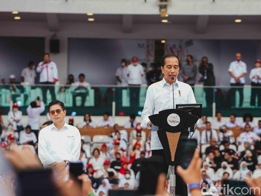 Acara Relawan Jokowi di GBK Dinilai Bikin Isu G20-Gempa Cianjur Redup