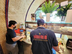 Beri Cita Rasa Otentik Khas Vietnam, Banh Mi Oi Buka di Pondok Indah