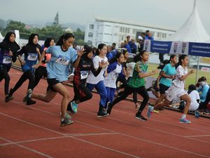 Nomor Sprint Diminati Para Pelajar di Kejuaraan Atletik Jawa Barat Nomor Sprint Diminati Para Pelajar di Kejuaraan Atletik Jawa Barat