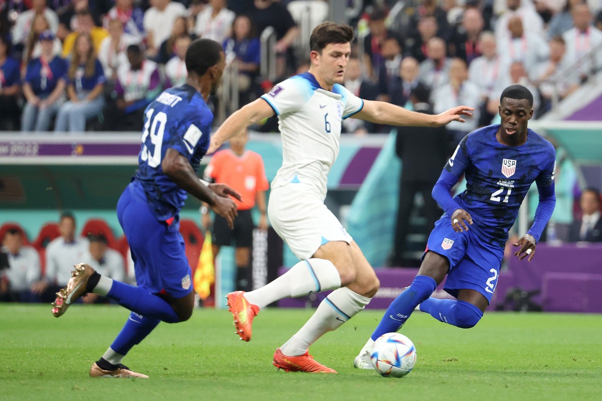 Pemain timnas Inggris Harry Maguire (tengah) Foto: Jean Catuffe/Getty Images