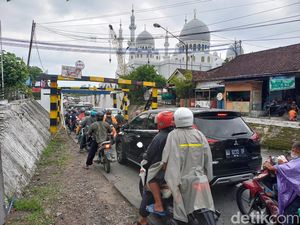 Jalur Alternatif Dampak Proyek Viaduk Gilingan Ditutup, Solo Dihantui Macet?