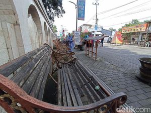Duh, Puluhan Kursi di Kawasan Makam Bung Karno Rusak