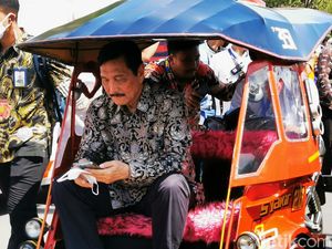 Panas-panasan, Luhut-Zulhas Naik Bentor di Tidore