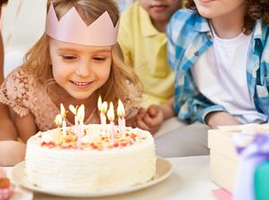 Undang Teman Makan di Pesta Ultah Syaratnya Harus Bawa Kado Rp 1,5 Juta