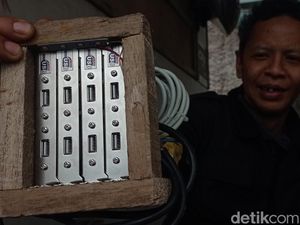 Keren! Relawan Bikin Portable Charger untuk Korban Gempa Cianjur