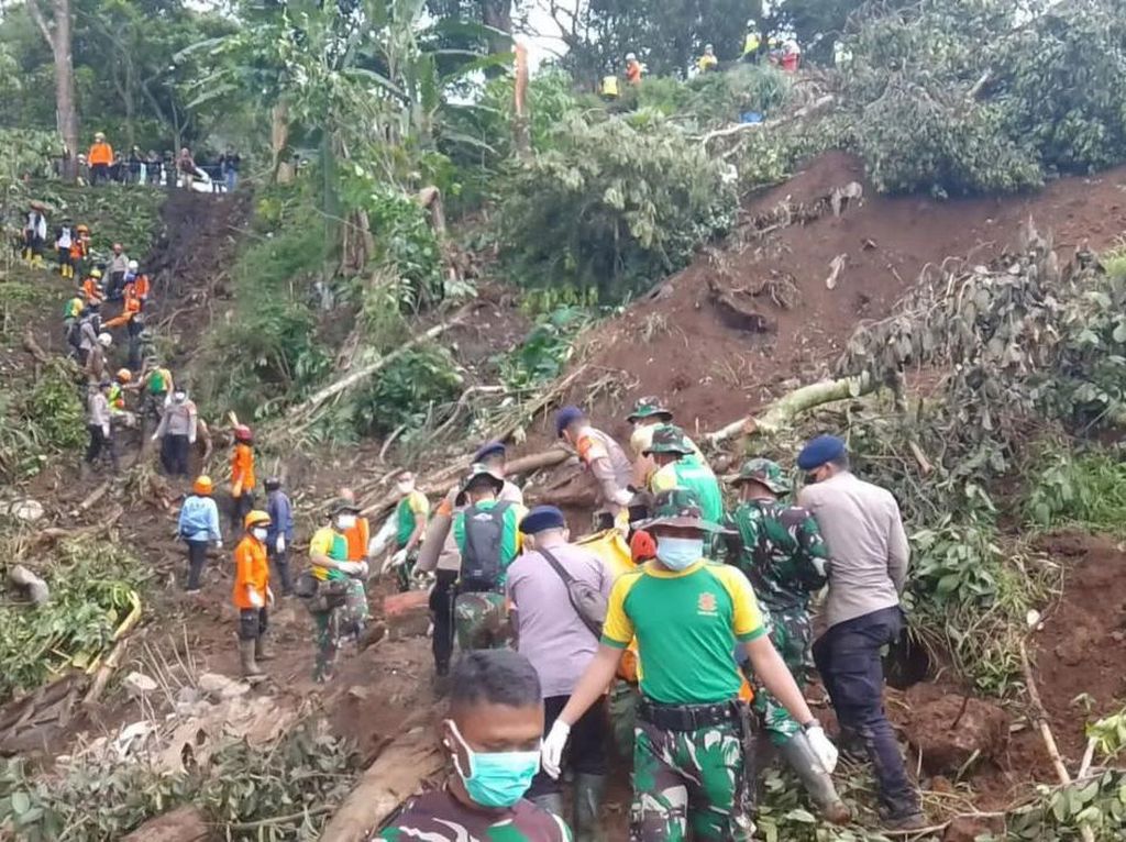 Hari Ketujuh Operasi SAR Gempa Cianjur, Pencarian Fokus ke 3 Titik